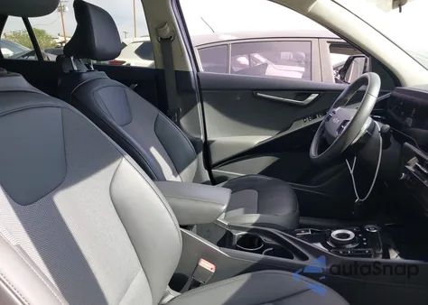 2025 Kia Niro Ev Wind z USA, uszkodzony, nr VIN KNDCR3L17S5144272